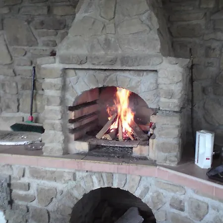 普里瓦朱莉娅旅馆 招待所 3*