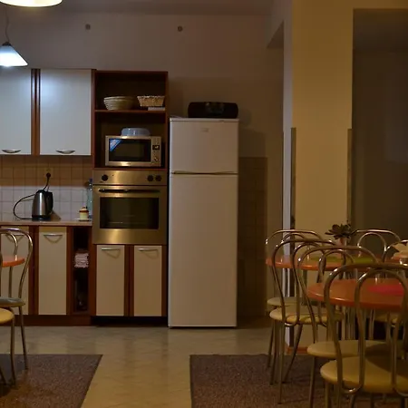 普里瓦朱莉娅旅馆 3* 韦伯夫