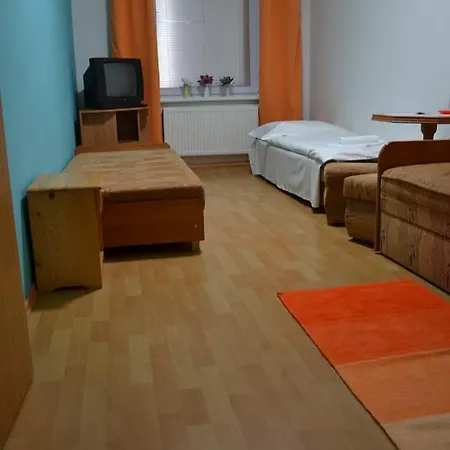 普里瓦朱莉娅旅馆 招待所