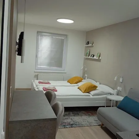 招待所 普里瓦朱莉娅旅馆 韦伯夫