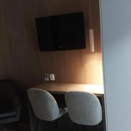 Privat Julia 3* 브르보우