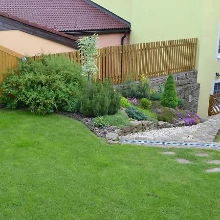 普里瓦朱莉娅旅馆 招待所