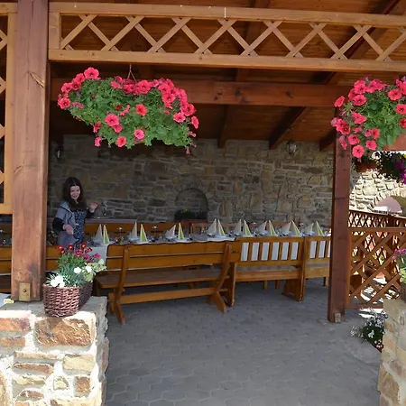 普里瓦朱莉娅旅馆 招待所