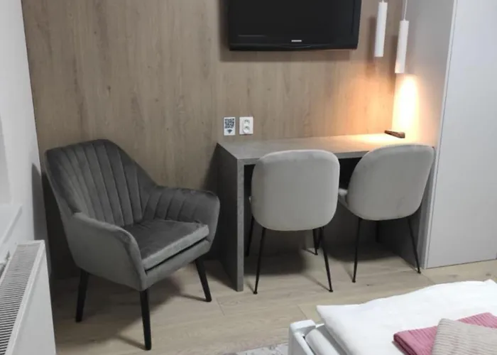 Privat Julia Konukevi 3*