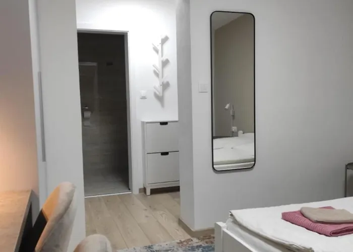 Konukevi Privat Julia 3*